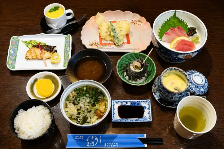맛집 천양 여행 추천 - 메고지고