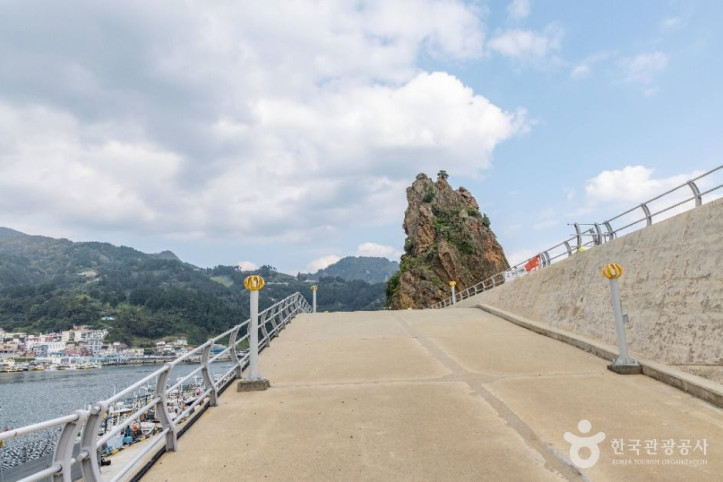 행남 저동 해안산책로 (울릉도, 독도 국가지질공원) 여행 추천 - 메고지고
