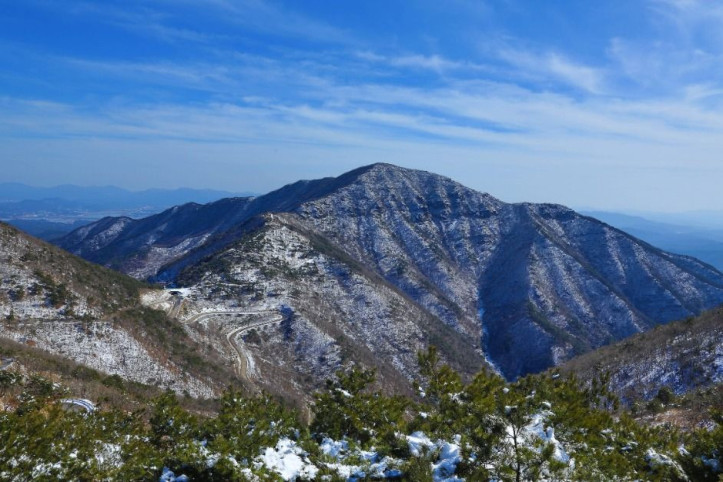 자굴산 여행 추천 - 메고지고