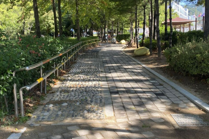 양덕삼각지공원 여행 추천 - 메고지고