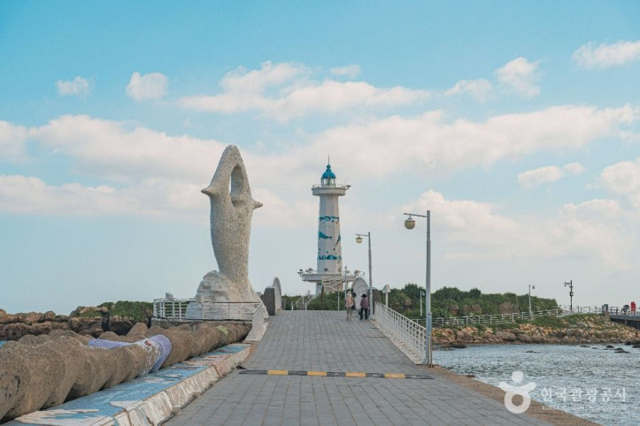 슬도등대 여행 추천 - 메고지고