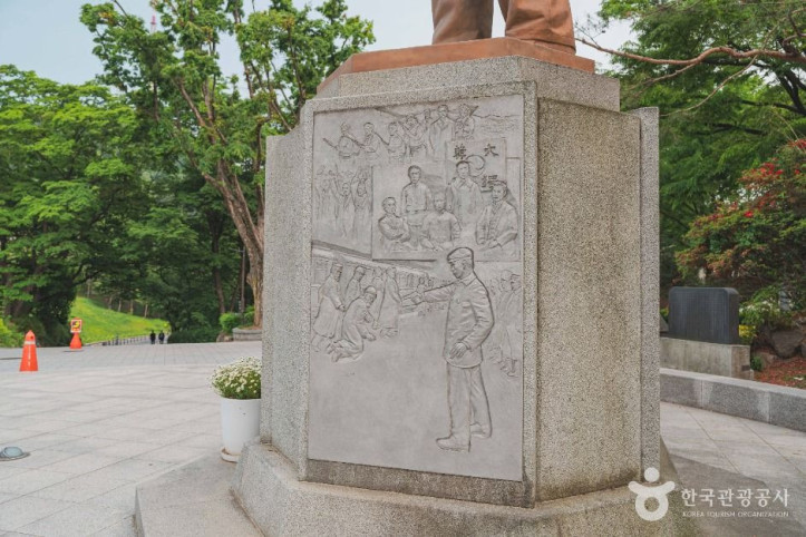 안중근의사 동상 여행 추천 - 메고지고