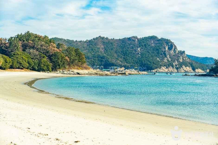 통리해수욕장 여행 추천 - 메고지고