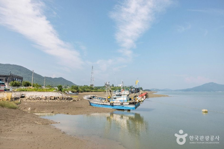 남산포 선착장 여행 추천 - 메고지고