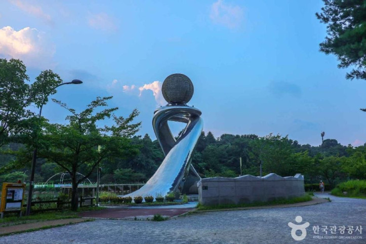 풍암호수 여행 추천 - 메고지고