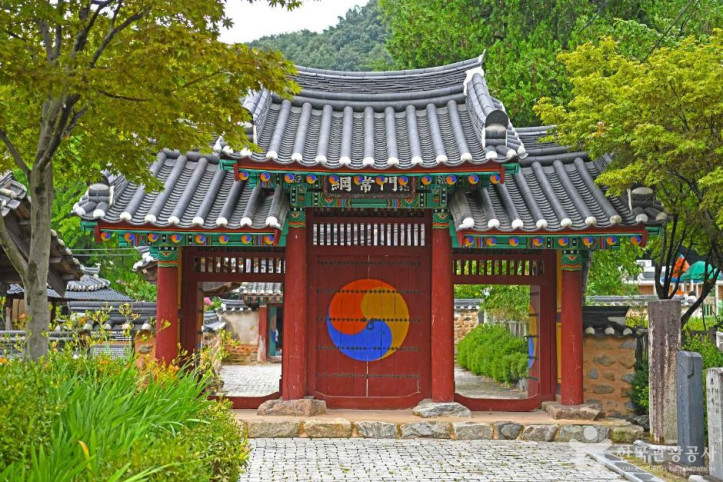 정읍향교 여행 추천 - 메고지고