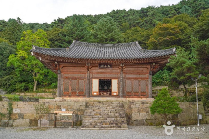 청룡사(김제) 여행 추천 - 메고지고
