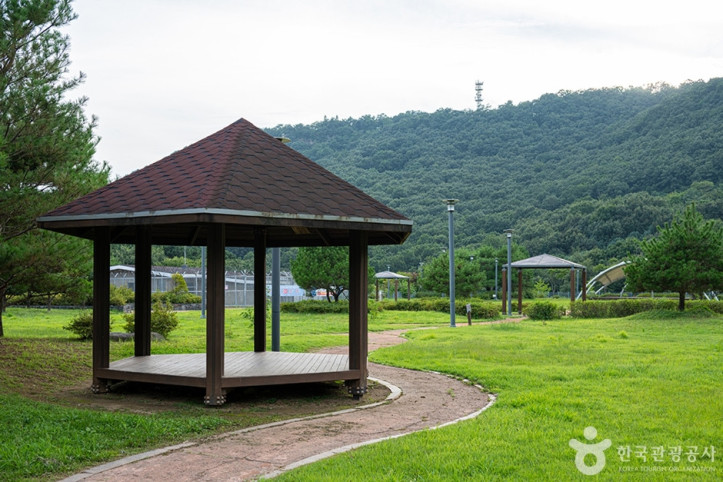 월롱시민공원 여행 추천 - 메고지고
