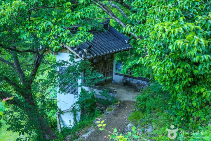 압곡사(군위) 여행 추천 - 메고지고
