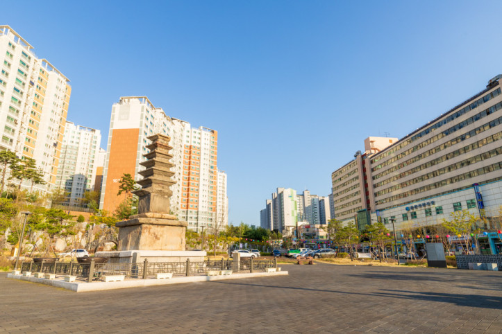 춘천칠층석탑 여행 추천 - 메고지고
