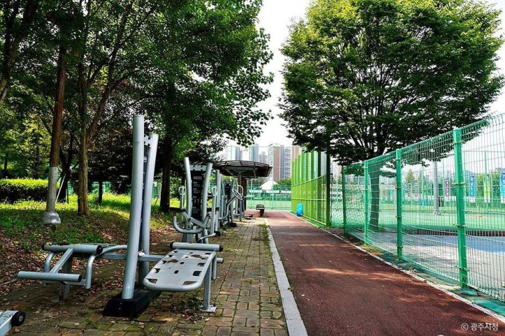 광남생활체육공원 여행 추천 - 메고지고