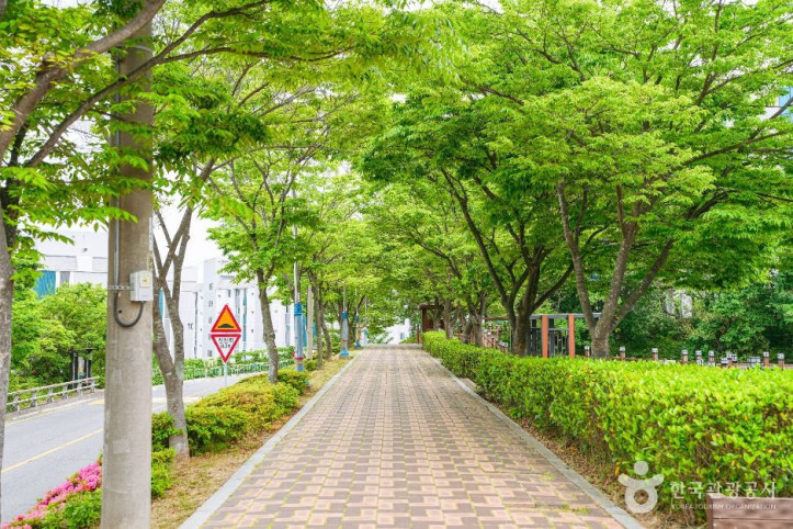 성안숯못생태공원 여행 추천 - 메고지고