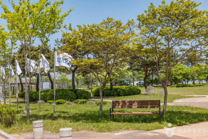 고창 무장 동학농민혁명 기포지 여행 추천 - 메고지고