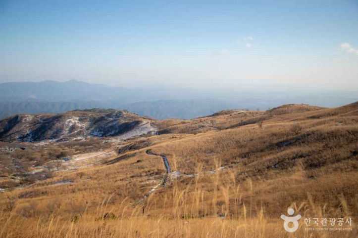 황매산 군립공원 여행 추천 - 메고지고