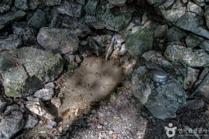 도드람산(저명산) 여행 추천 - 메고지고
