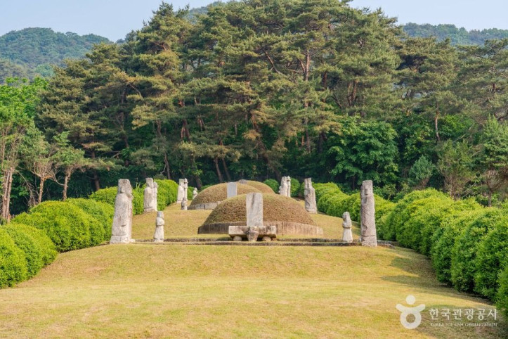 이정구선생묘 및 삼세신도비 여행 추천 - 메고지고