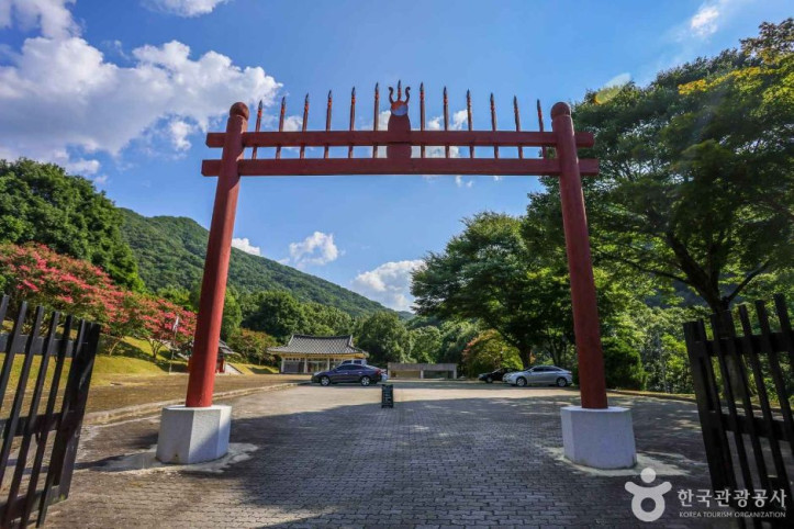충민사 여행 추천 - 메고지고