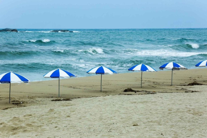 사근진해변(사근진해수욕장) 여행 추천 - 메고지고