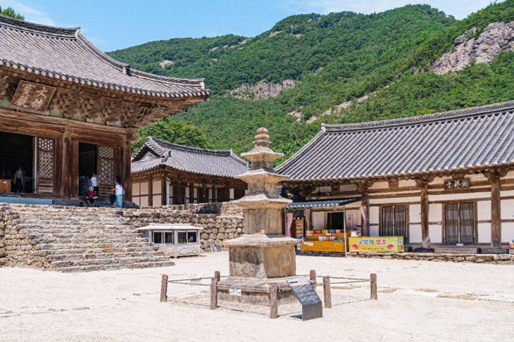 내소사삼층석탑 여행 추천 - 메고지고