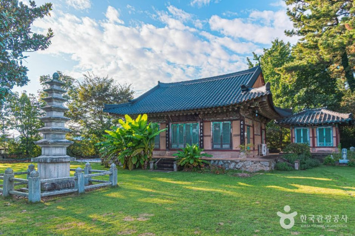 부용사(김제) 여행 추천 - 메고지고