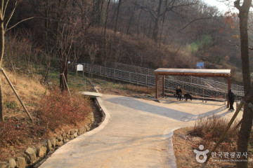 망우 역사문화공원 여행 추천 - 메고지고