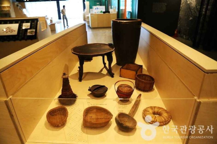 망양로 산복도로전시관 여행 추천 - 메고지고