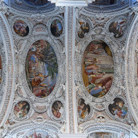 Photo: Thomas Ledl / Wikimedia Commons / CC BY 4.0 / https://commons.wikimedia.org/wiki/File:Stift_Schlierbach%2C_Kirche%2C_Deckengem%C3%A4lde.jpg / Usage: Commercial reuse allowed subject to license/attribution conditions