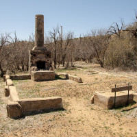 Michelle Ailport / Bureau of Land Management Arizona / Wikimedia Commons / Public Domain / https://commons.wikimedia.org/wiki/File:Teskey_Home_Site_(54444277690).jpg / Usage: 상업적 재사용 허용; CC 라이선스는 원저자·원본·라이선스 URL·수정 여부를 표기하며 CC BY-SA 개작물은 동일조건변경허락을 준수. Public Domain도 출처 표기 권장.